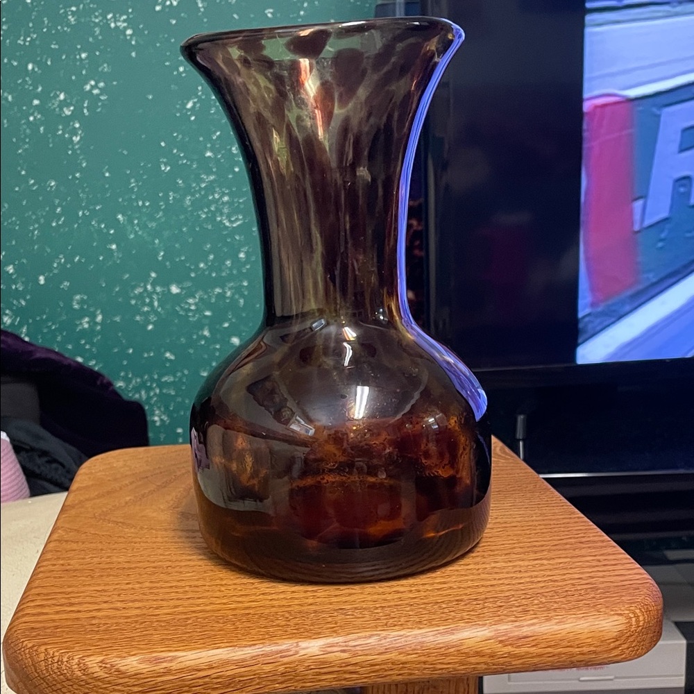 Elegant Brown leopard print Glass Vase